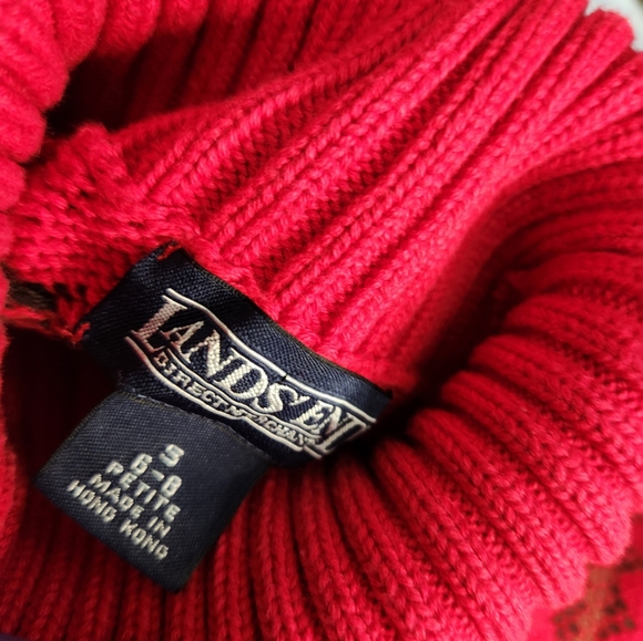 Lands' End Red White and Black Pattern Turtleneck Size Small 6-8 - Picture 5 of 5